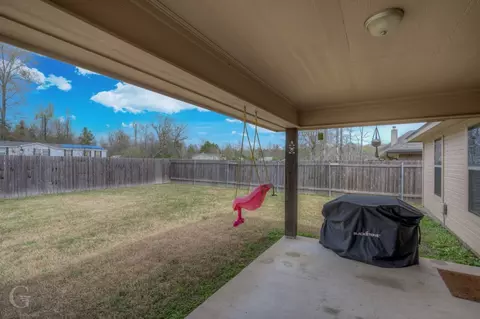 Exterior - 184 Bent Tree Loop, Haughton, LA 71037 photo 4 of 6