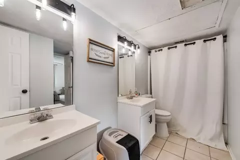 Bath - 9468 Gonzales Dr, Dallas, TX 75227 photo 1 of 1