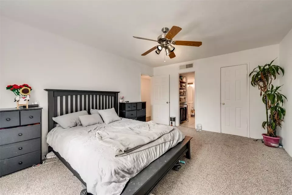Bedroom - 9468 Gonzales Dr, Dallas, TX 75227 photo 1 of 4