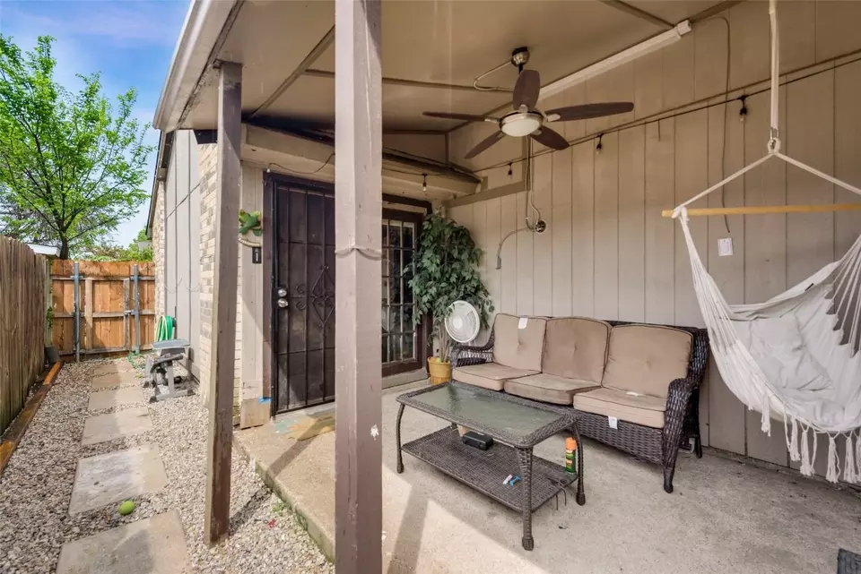 Exterior - 9468 Gonzales Dr, Dallas, TX 75227 photo 4 of 7