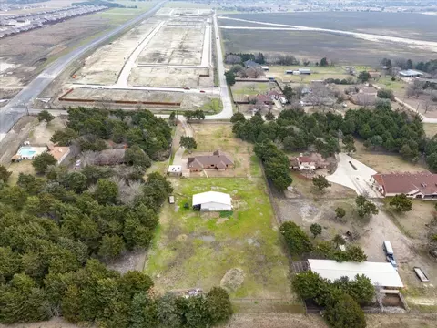 View/Area - 316 E Reindeer Rd, Lancaster, TX 75146 photo 3 of 4
