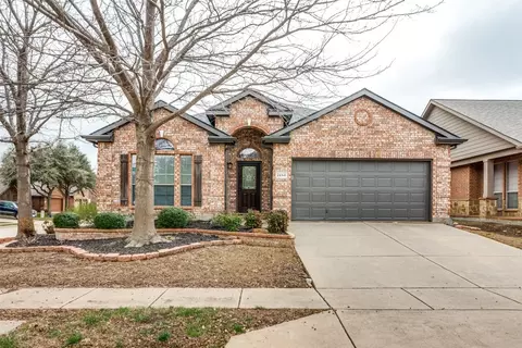 2656 Sandcherry Dr, Fort Worth, TX 76244