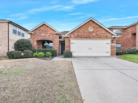 2021 Hanakoa Falls Dr, Anna, TX 75409