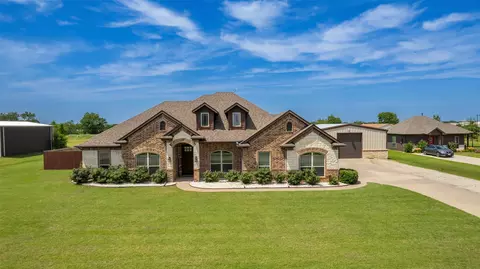 4020 Hackberry Cir, Caddo Mills, TX 75135