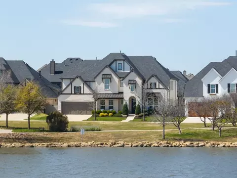 145 Waterside Dr, Argyle, TX 76226 photo 2