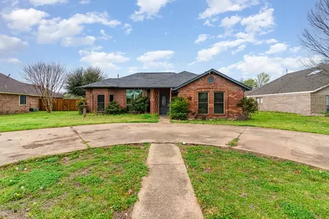 303 Rash Ln, Terrell, TX 75160