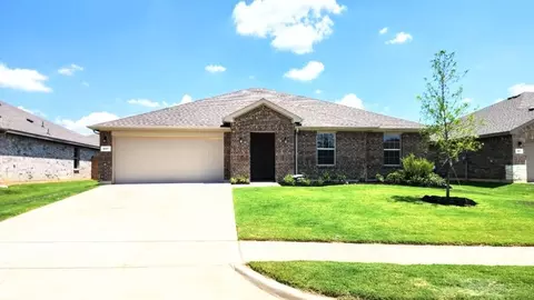 837 Alexandria Ln, Joshua, TX 76058