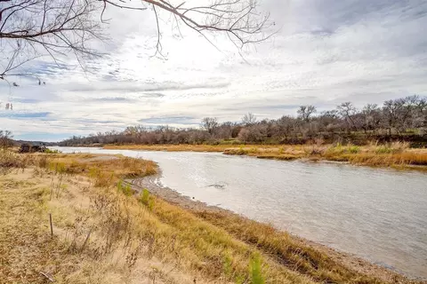 721 River View Rd, Millsap, TX 76066