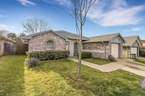 4069 Old Glory Dr, Dallas, TX 75237