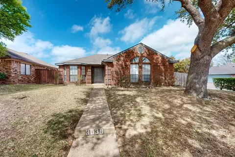 3039 Lawndale Dr, Lancaster, TX 75134