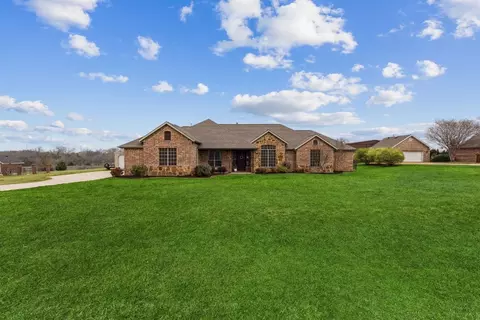 9170 Quail Meadows Ln, Aubrey, TX 76227