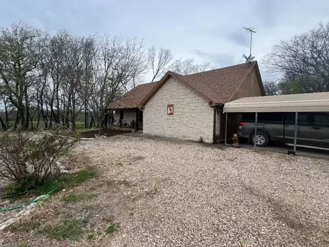 155 Private Road 245, Hillsboro, TX 76645