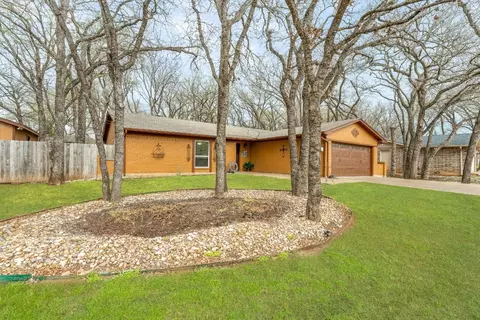 3920 Cimmaron Trl, Granbury, TX 76049