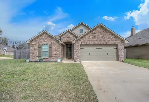 4198 Grassy Lake Dr, Bossier City, LA 71111