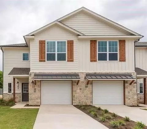 556 Galt Dr, Stephenville, TX 76401