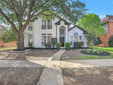 1116 Christopher Ln, Lewisville, TX 75077