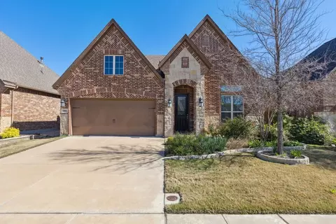 1816 Halifax St, Roanoke, TX 76262