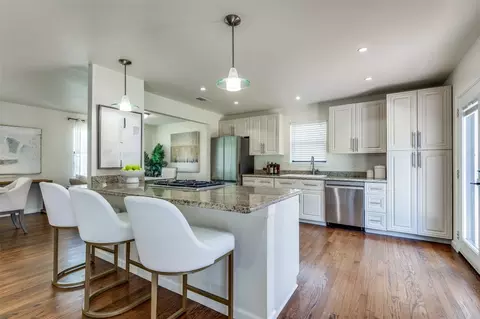 6746 Santa Anita Dr, Dallas, TX 75214