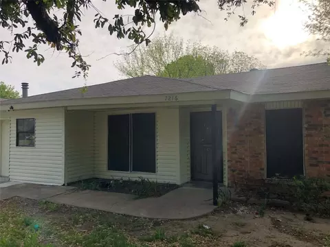 7216 Wayfarer Trl, Fort Worth, TX 76137