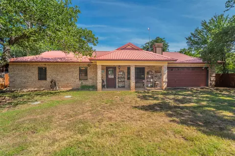 1340 N Lakeview Dr, Palo Pinto, TX 76484