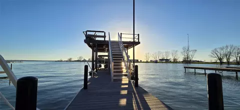2102 Pelican Isle Dr, Kerens, TX 75144