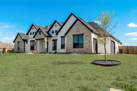 241 Friesian Ln, Waxahachie, TX 75167