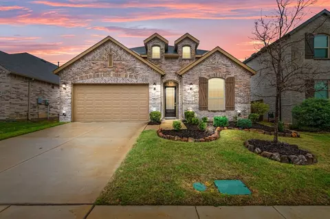 1221 Thrasher Dr, Little Elm, TX 75068
