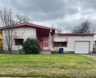 2512 E Overton Rd, Dallas, TX 75216