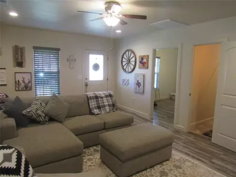 Living - 215 E Thomas St, Leonard, TX 75452 photo 3 of 3