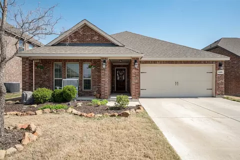 3108 Armstrong St, Denton, TX 76209