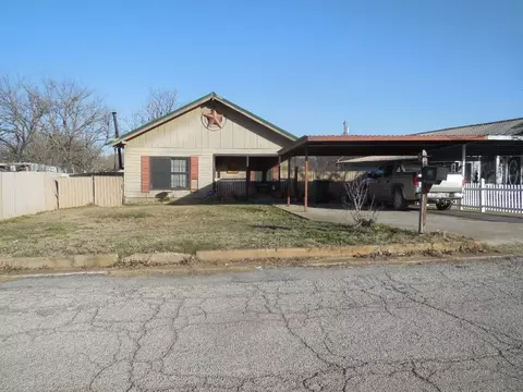 508 S Connellee Ave, Eastland, TX 76448
