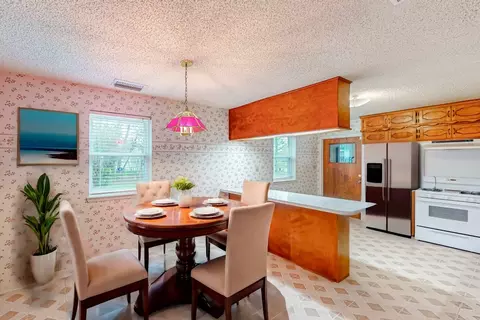 Dining - 320 Enon Ave, Everman, TX 76140 photo 1 of 1
