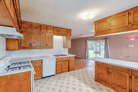 Kitchen - 320 Enon Ave, Everman, TX 76140 photo 5 of 5
