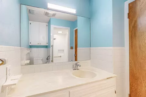 Bath - 320 Enon Ave, Everman, TX 76140 photo 4 of 6