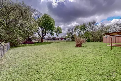 Exterior - 320 Enon Ave, Everman, TX 76140 photo 8 of 12