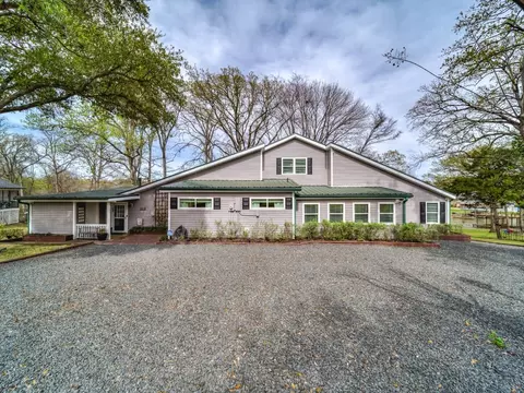 1318 Bora Bora St, Tool, TX 75143