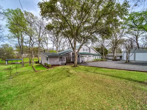 Exterior - 1318 Bora Bora St, Tool, TX 75143 photo 2 of 7