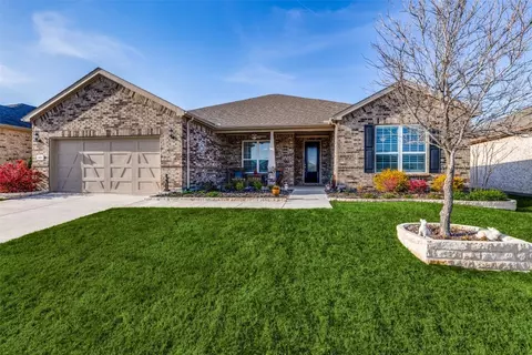 901 Driftwood Dr, Mckinney, TX 75071