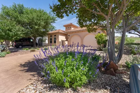102 Valley View St, Glen Rose, TX 76043
