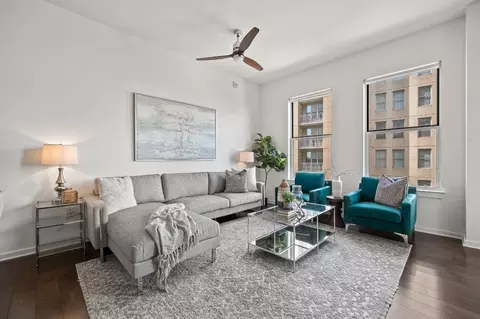 2323 N Houston St #403, Dallas, TX 75219