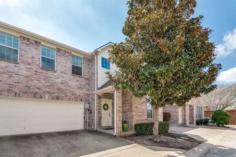 6404 Shakespeare Pl, Dallas, TX 75252