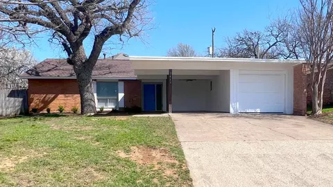 2413 Jewell Dr, Arlington, TX 76016