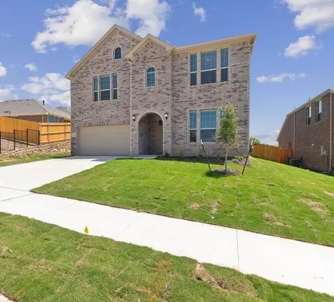 9545 Long Pine Ct, Fort Worth, TX 76179