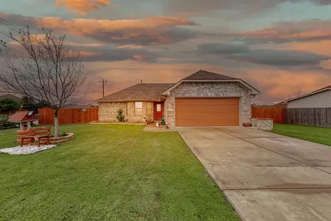 154 Price Cir, Hackberry, TX 75036