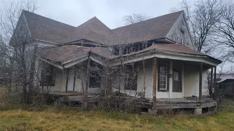 172 Stevens St, Itasca, TX 76055