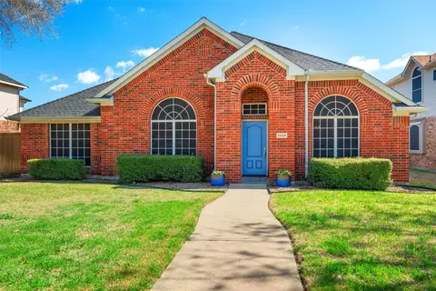 8028 Greenwood Dr, Plano, TX 75025