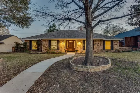 1724 Poinciana Ln, Plano, TX 75075