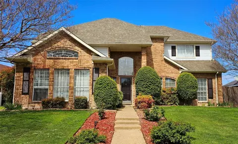 607 Stonefield Ln, Cedar Hill, TX 75104