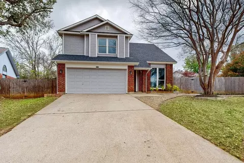 2214 Thistlewood Ct, Grapevine, TX 76051