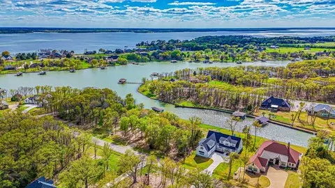 394 Clubhouse Drive, Corsicana, TX 75109